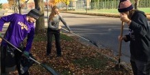 Annual Fall Clean Up Helps Neighbors