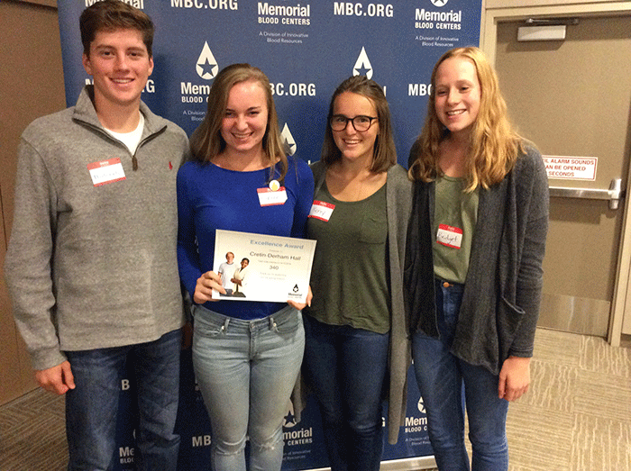 Students Receive Memorial Blood Centers Award