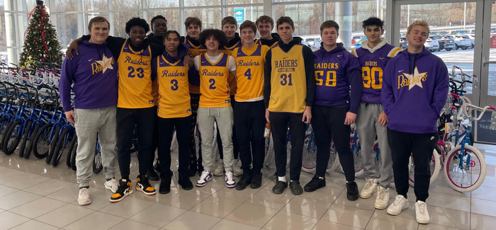 (Front Row L-R) Thomas Graves ’24, Kendre Fields ’25, Jason Johnson ’26, Anthony Knight ’24, Miles Bollinger ’24, Isaiah Thom ’26, Jeramiah Thom, Keyon Archer, Isaac Nesset,  (Back Row L-R) Josh Ojo ’23, Colin Hilger ’23, Adam Tauer ’23, Aidan Macke ’24