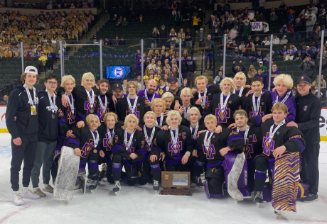 Raider Hockey Takes 3rd in State with Notable Moments On and Off the Ice