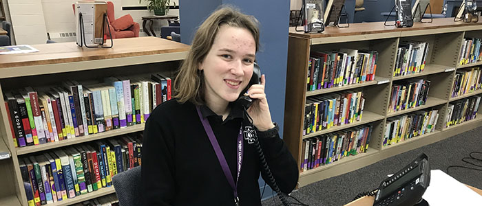 Molly Stanley '22 is a Phonathon caller.