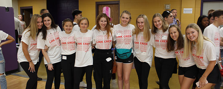 Eleventh and twelfth graders volunteered to welcome the new students.
