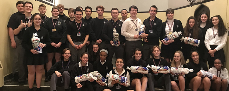 Two CASAs, led by Annie Broos, Jerry Macken, Chuck Miesbauer, Joyce Nordby, and Emmy Springer combined sources on December 10 to pack 720 sandwiches for people experiencing homelessness.