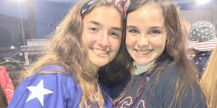 Co-Presidents Ella Klein '21 and Claire Bullard '21. Photo taken before COVID-19 pandemic.