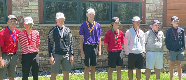 Boys Golf 2022.jpg