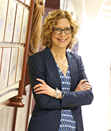 Mona Passman, Principal