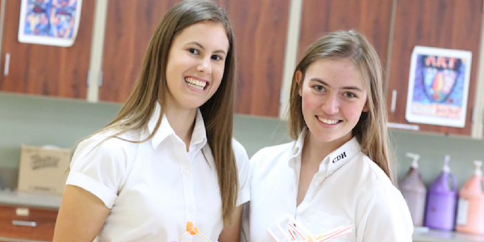 Olivia Kaus'17 and Marina Tschida'17 Develop a STEM Camp at Local Elementary School