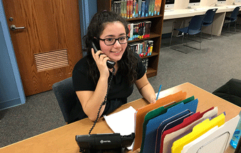Ally Kelly'19 chats with an alum about the benefits of contributing to the Annual Fund.