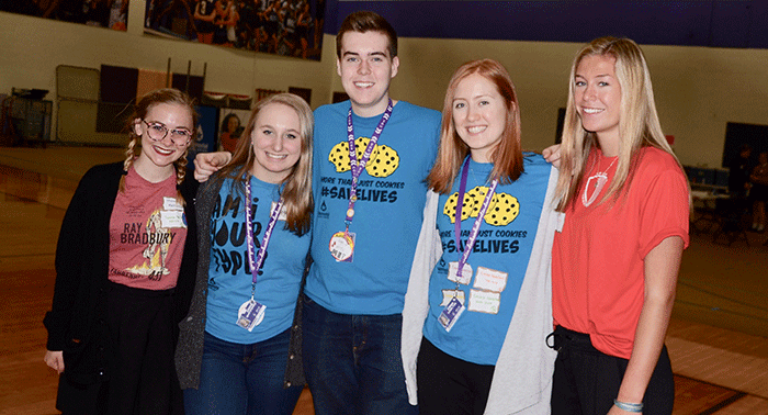 Blood Drive student coordinators and assistants (L-R) Therese Mellum '18, Anna Muntifering '19, Rory King '19, Emma Hamilton '19, and Frannie Hottinger '19