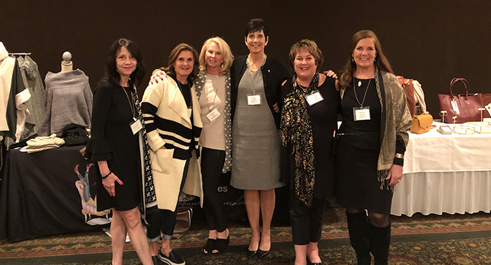 Members of the Class of 1979 enjoyed the evening. 
